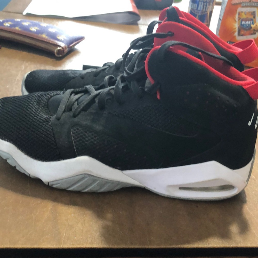 Nike Jordan 9 1/2